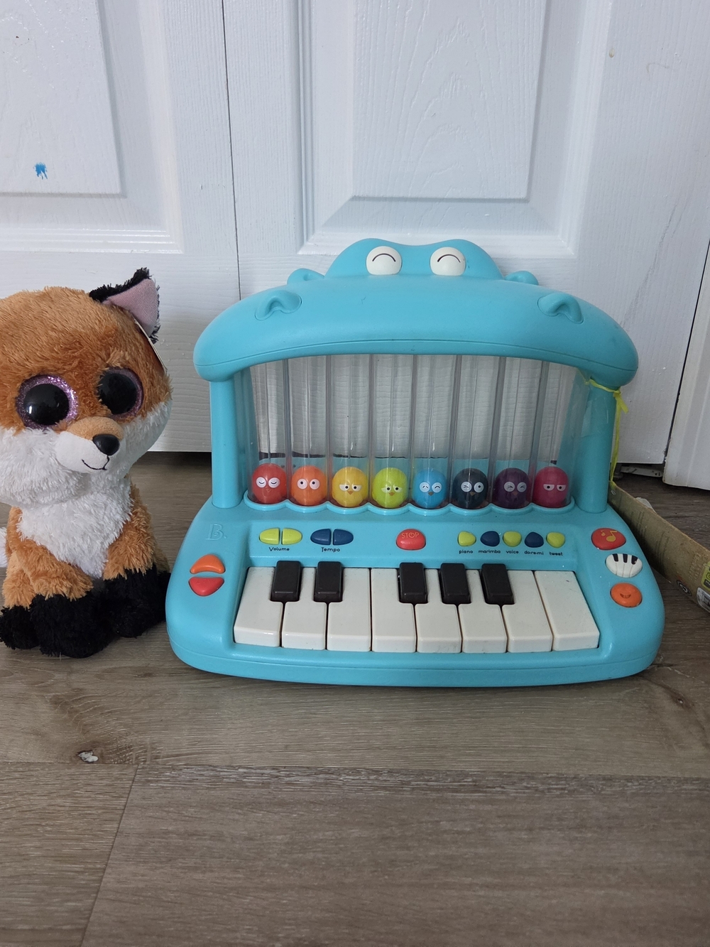 B Toys Hippo Pop Musical Toy Keyboard Play Piano Sounds Lights with Instructions